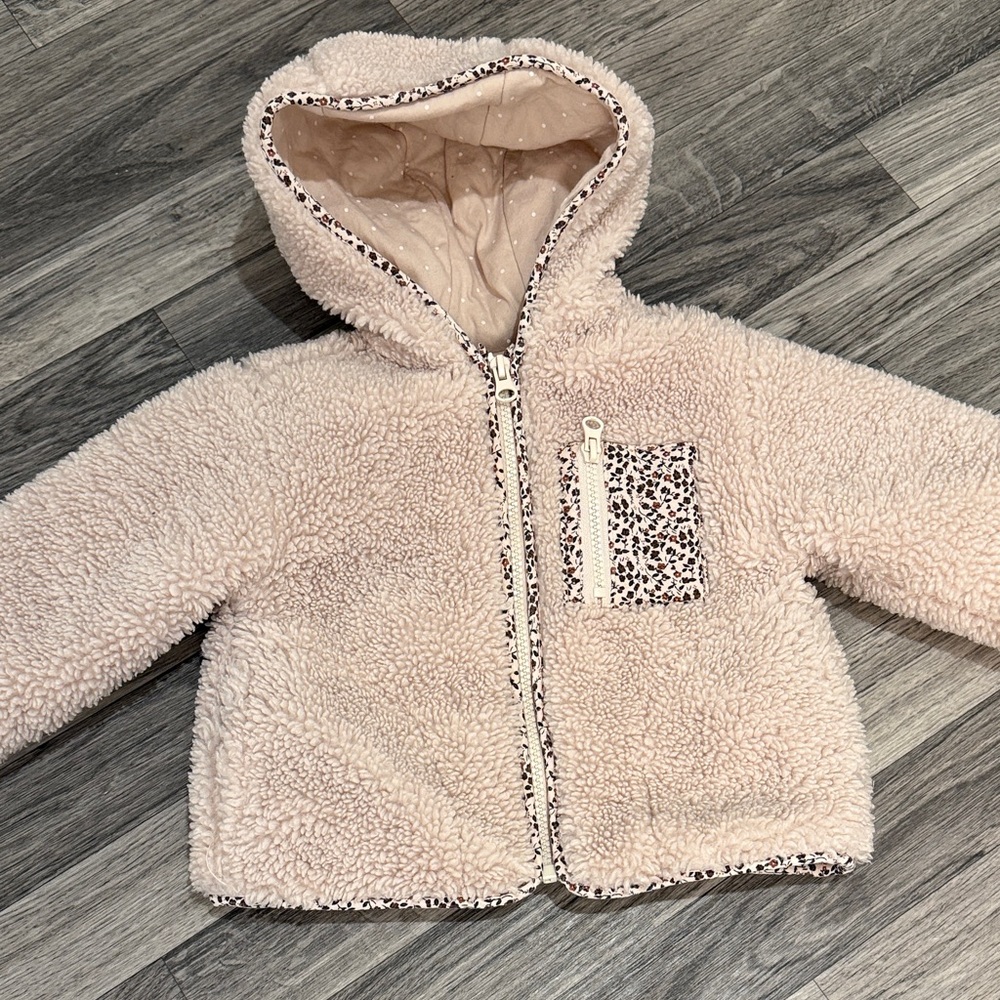 Zara toddler girls beige Fleece Jacket size 9-12 months